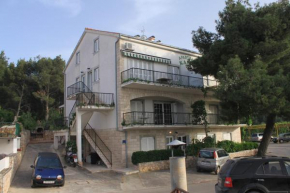 Apartments with a parking space Jelsa, Hvar - 8732